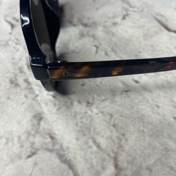 Dior TAONR Black Havana Round oversized Sunglasses - Picture 8 of 10